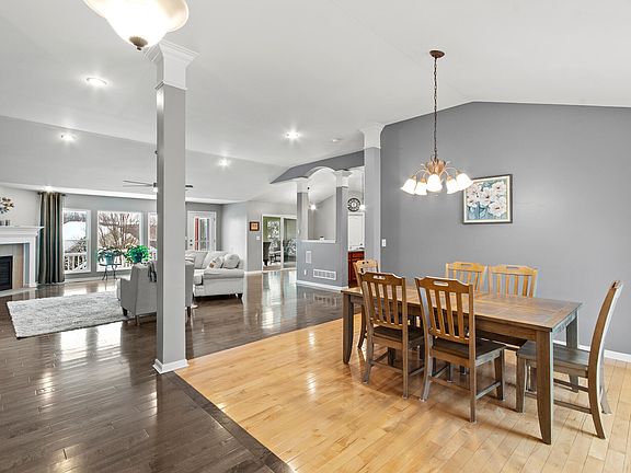 2nd image of 250 Ridgepointe Dr