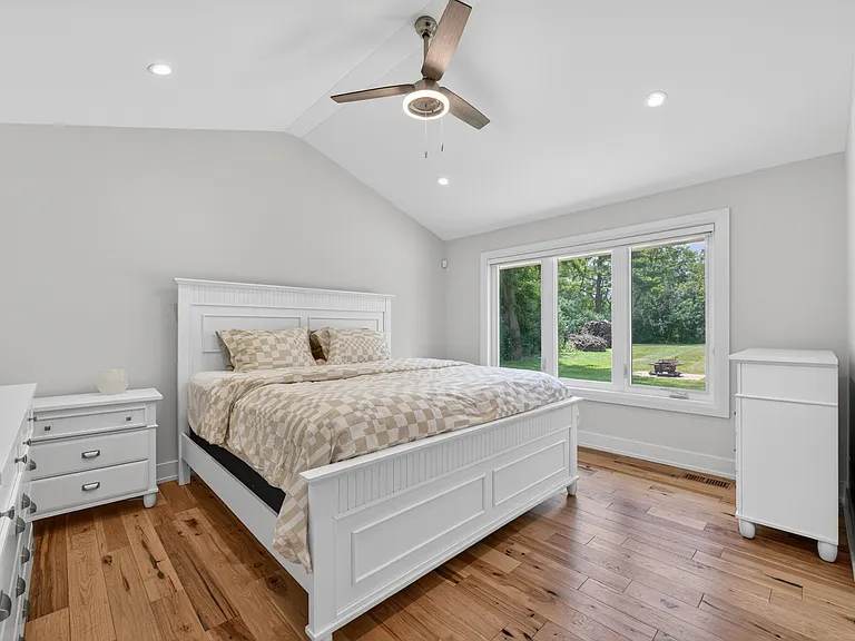 13 Eton Ct — Photo 11