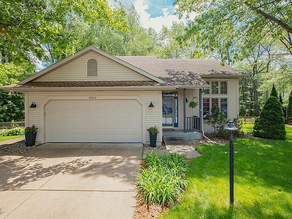 2nd image of 53212 Fiddlehead Ct