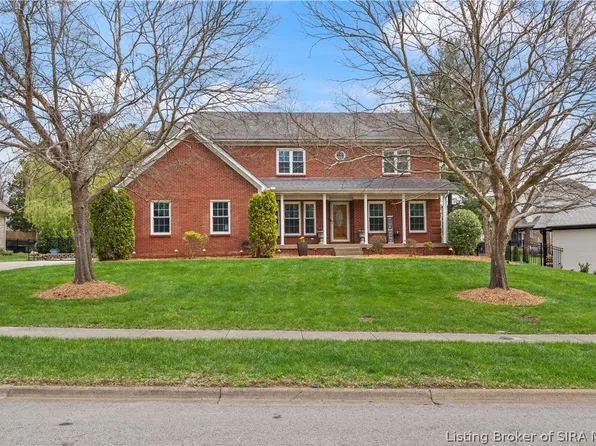 2409 Plum Woods Drive, Sellersburg, IN 47172