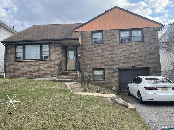 714 Greeley Ave, Fairview, NJ 07022