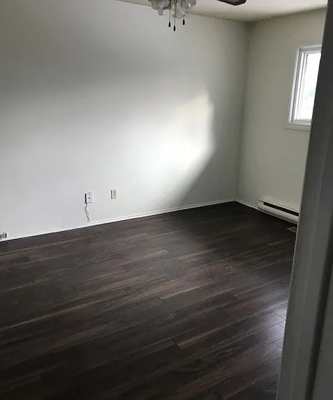 71 Baneberry Cres — Photo 7
