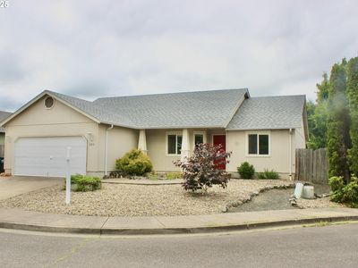 203 Robin Ct, Creswell, OR, 97426