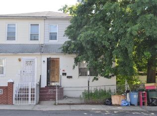 11814 189th St, Saint Albans, NY 11412