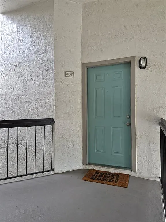 2 bed, 1.0 bath, 870 sqft, $1,500 — Photo 3