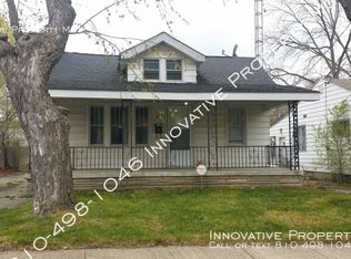 940 Stocker Ave, Flint, MI 48503