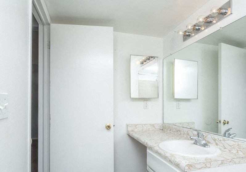 14895 E Twelve Mile Rd # 9-86313, photo 9