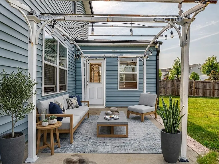 2132 Water Marsh Trl — Photo 35