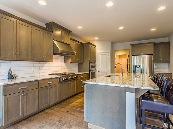 4th image of 1704 McAllister Ct SE
