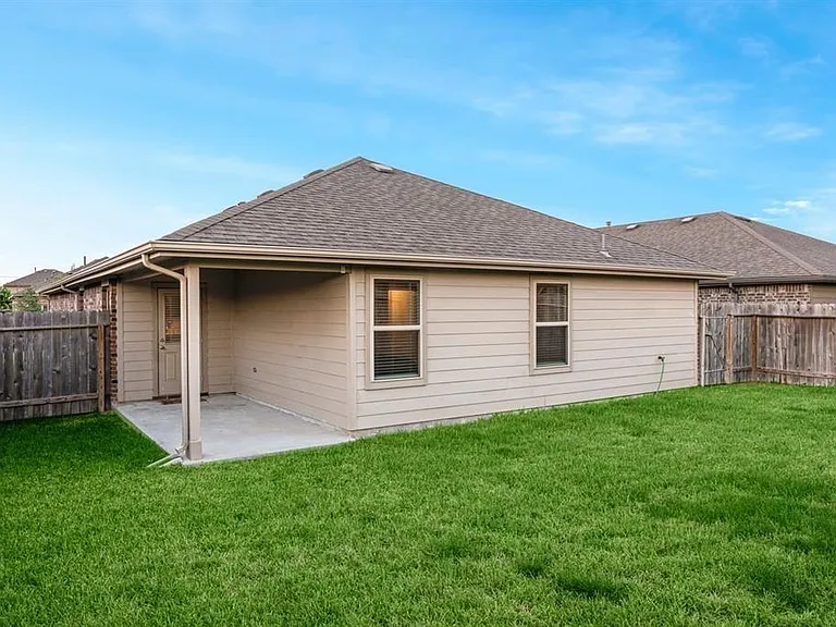 518 Poppy Field Ct — Photo 24