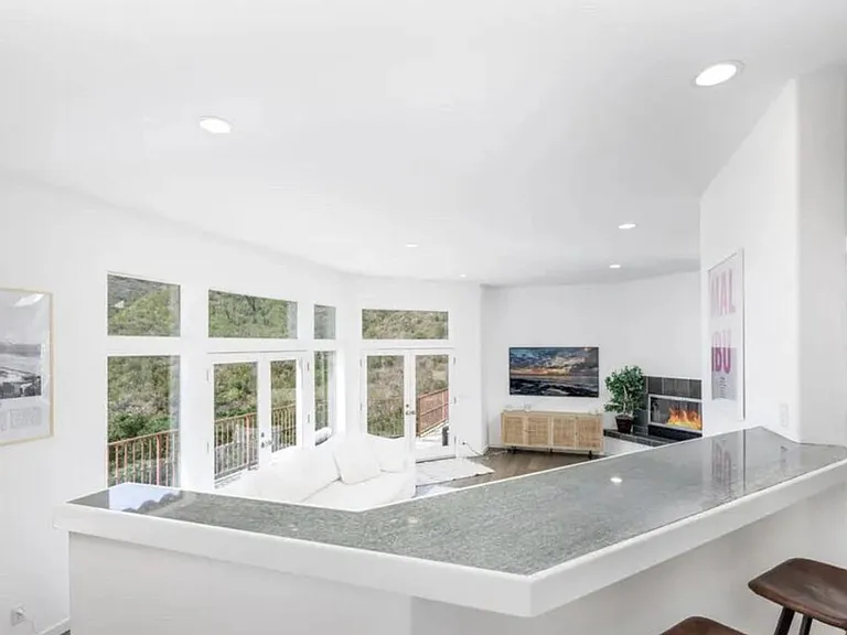 4345 Escondido Trl — Photo 22