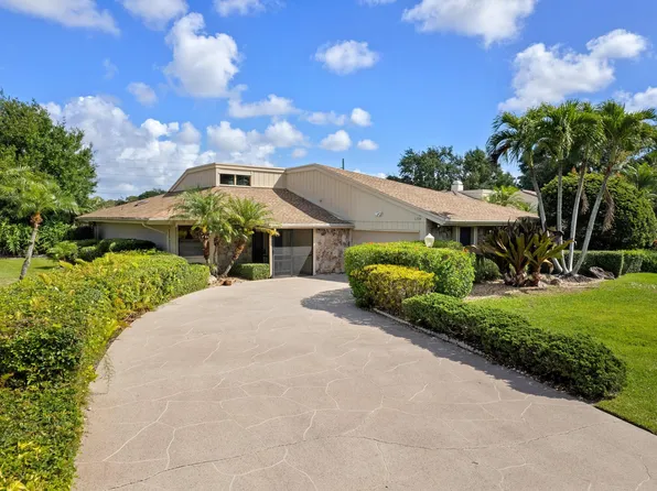 13724 Sand Crane Drive, Palm Beach Gardens, FL 33418