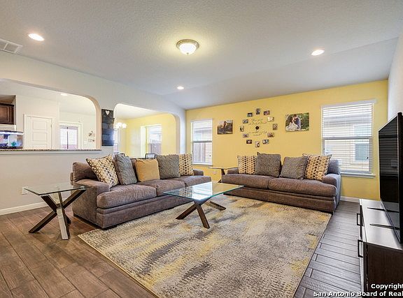 4th image of 2269 Lighthouse Dr