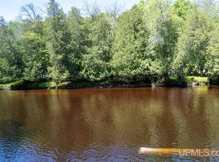 4340 L.25 Ln, Bark River, MI 49807