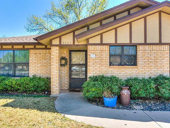 3rd image of 3509 Clare Dr