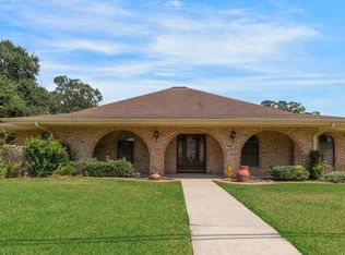 1100 W Gilman Rd, Lafayette, LA 70501