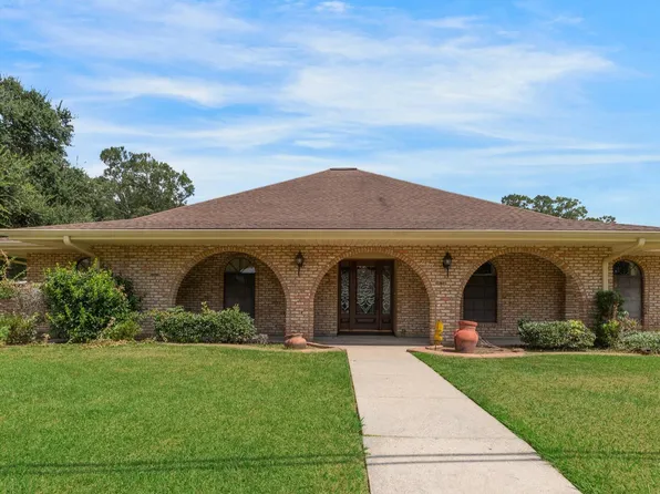 1100 W Gilman Rd, Lafayette, LA 70501