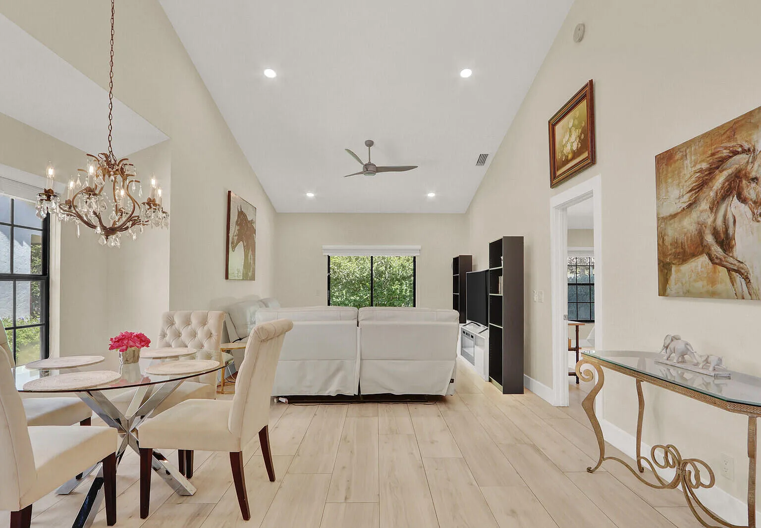 3 bed, 2.0 bath, 1481 sqft, $6,500 — Photo 3