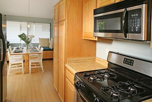 3rd image of 10516 Sunland Blvd Unit 7