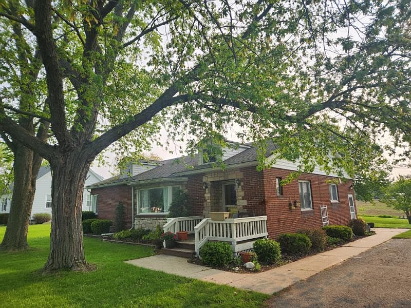 1st image of 4822 Seeger St