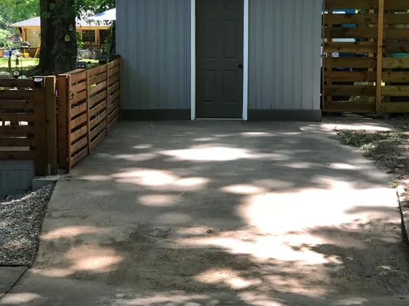 1364 Ruth Pl, Decatur, GA 30035