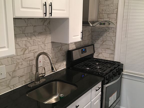 3rd image of 5012 Columbia Pike APT 4