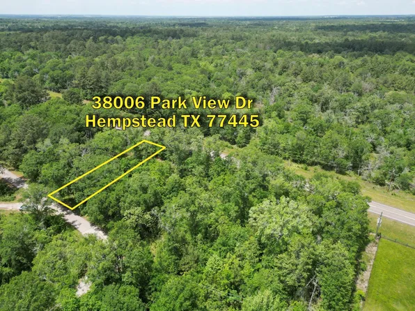 38006 Park View Dr, Hempstead, TX 77445