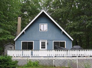 110 Spruce St, Hawley, PA 18428