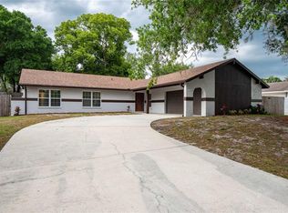 716 Forest Hills Dr, Brandon, FL 33510