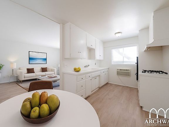 3rd image of 1632-1640 Lake St #1638-B