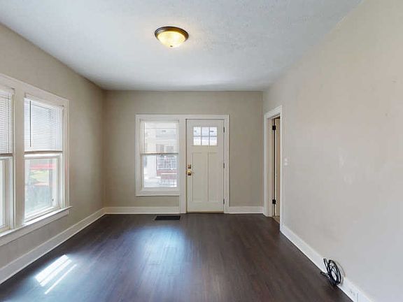 5th image of 1147 Bemis St SE