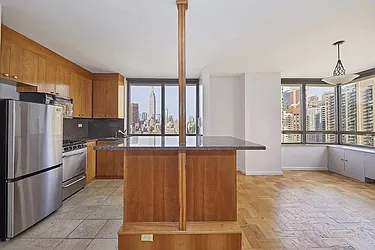 Rented by City Connections Realty