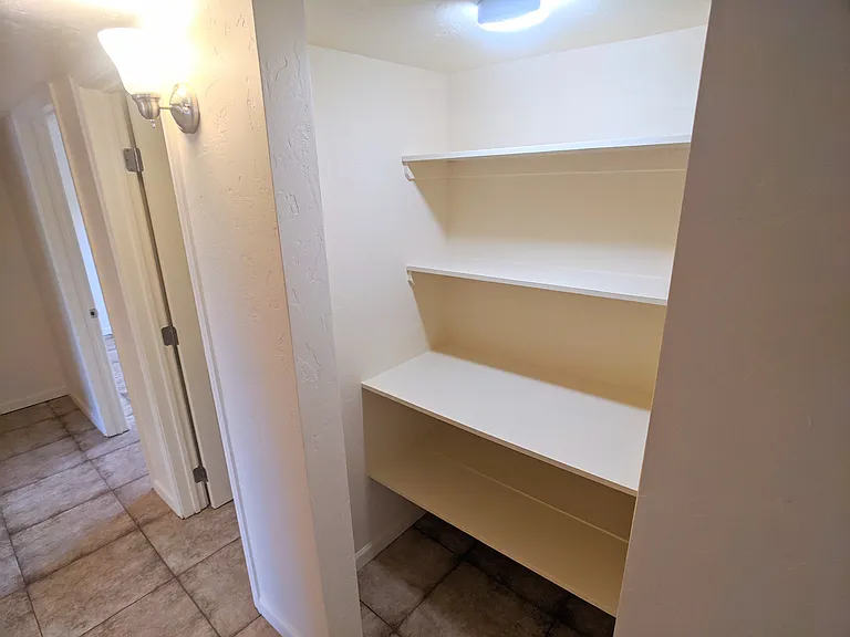 1343 W Alameda St — Photo 15
