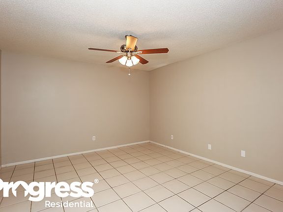 3rd image of 1336 Coolmont Dr