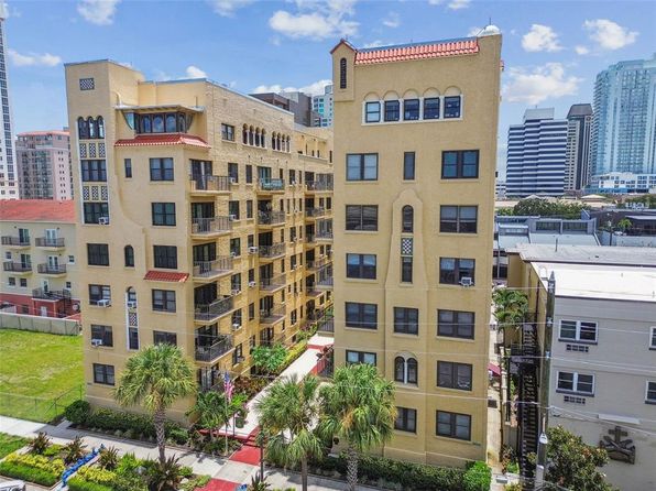 130 4th Ave N APT 304