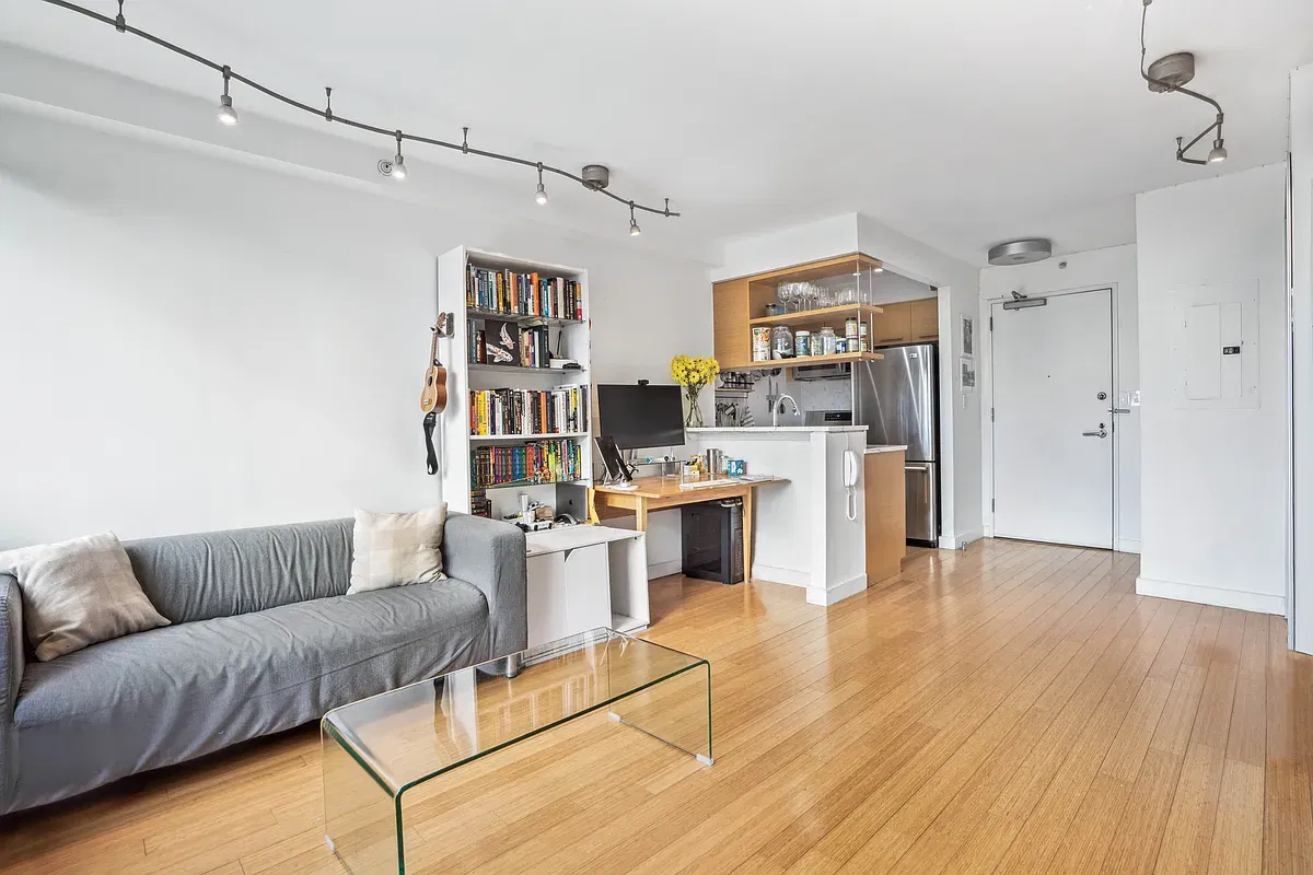 100 West 39th Street #39H in Midtown South, Manhattan | StreetEasy