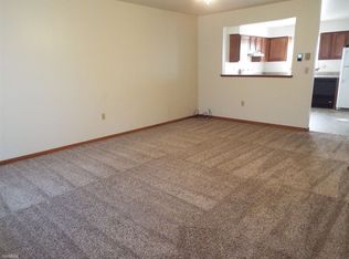 327 N Cherry Aly, Elizabethtown, PA 17022