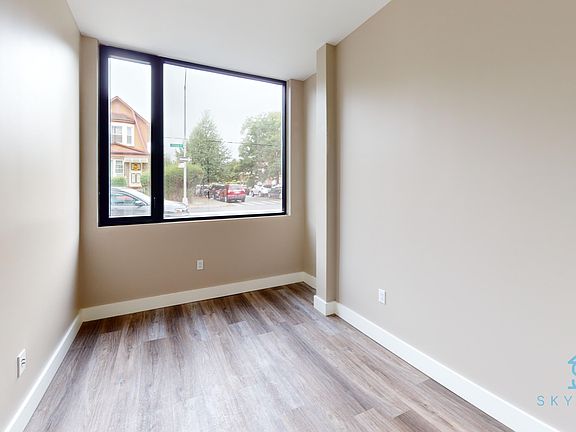 3rd image of 2809 Tilden Ave #1A