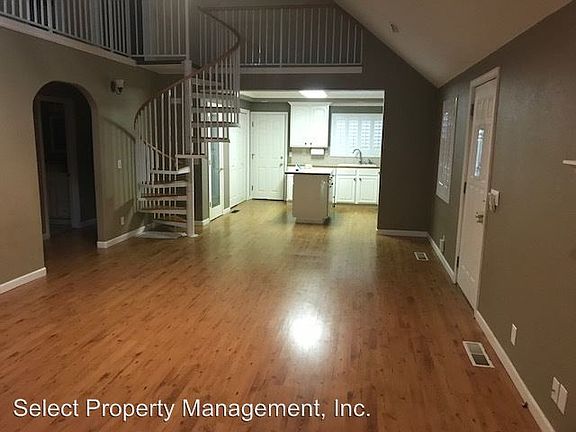 4th image of 12211 Torrey Pines Dr