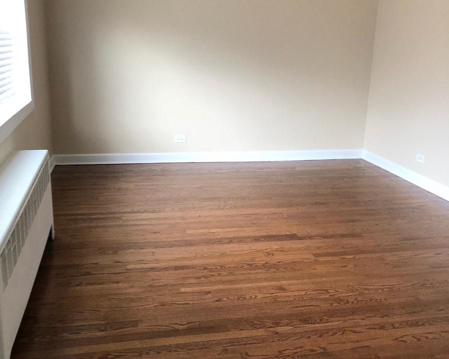 1st image of 7431 N Winchester Ave APT 204