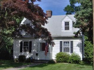 71 Westfield Ave, Ansonia, CT 06401