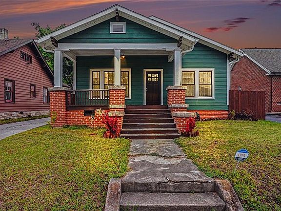 3rd image of 304 W Ray Ave