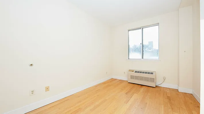 Rented by Nooklyn NYC LLC | media 37