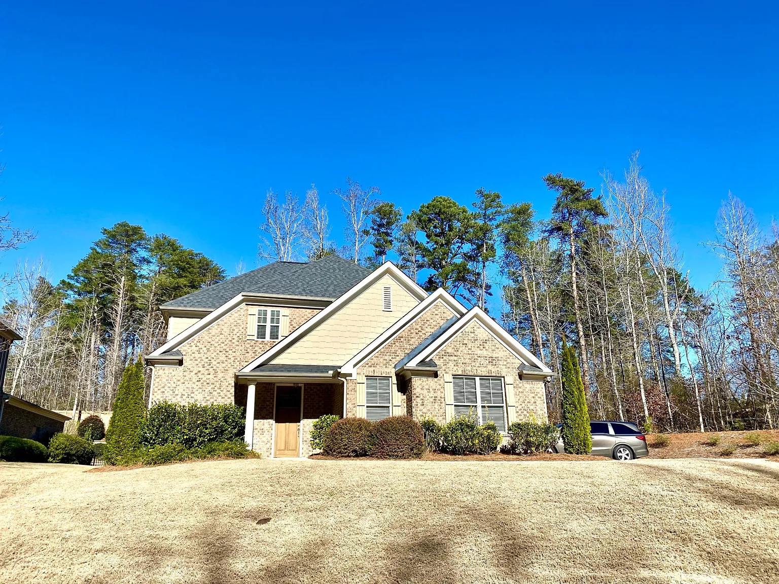 4 bed, 3.5 bath, 2872 sqft, $2,748 — Photo 2