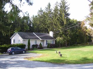 35 Roslyn Rd, Branchville, NJ 07826