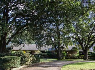 6255 Gladys Ave, Beaumont, TX 77706