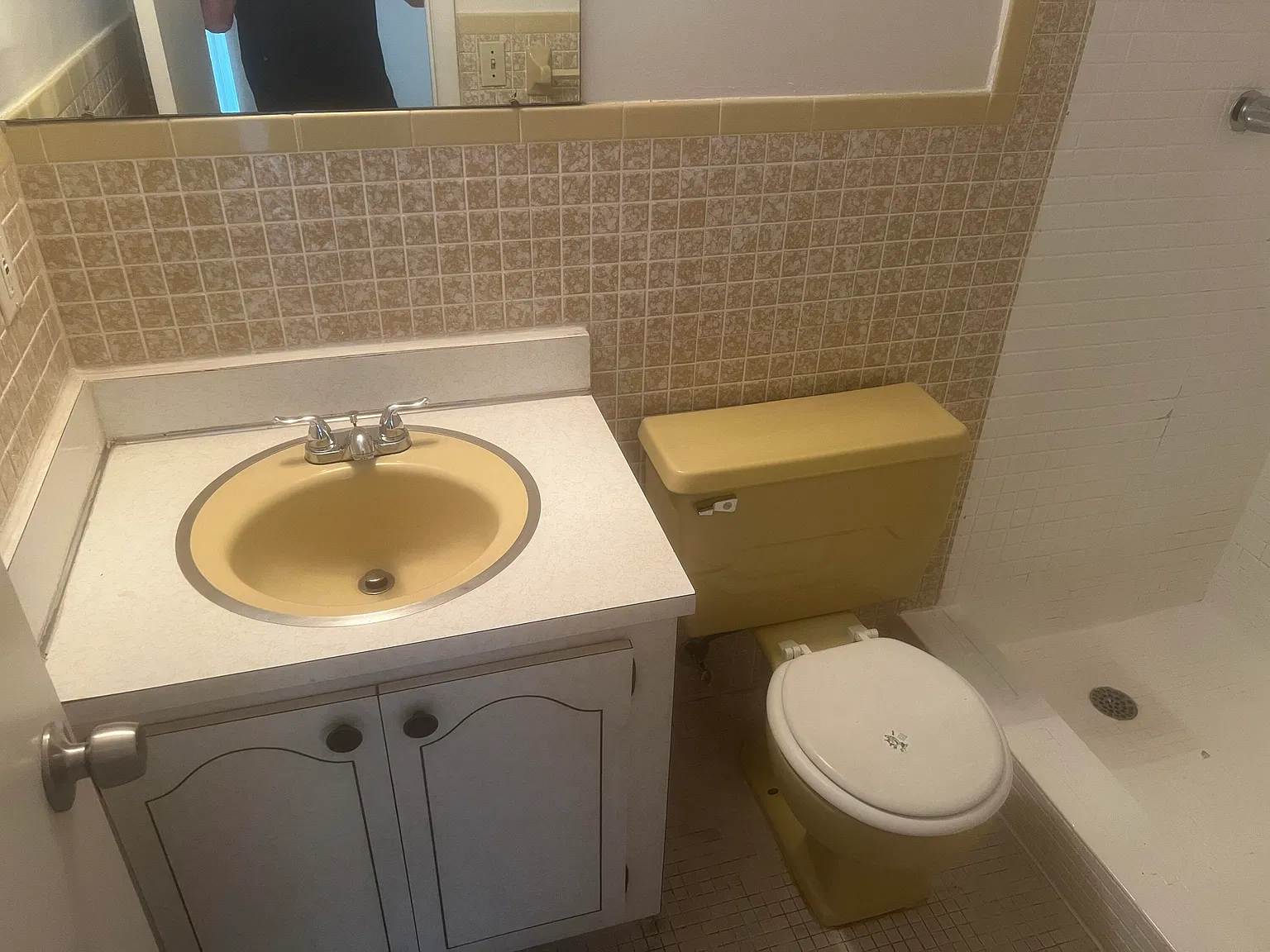 2 bed, 2.0 bath, 2276 sqft, $1,950 — Photo 4