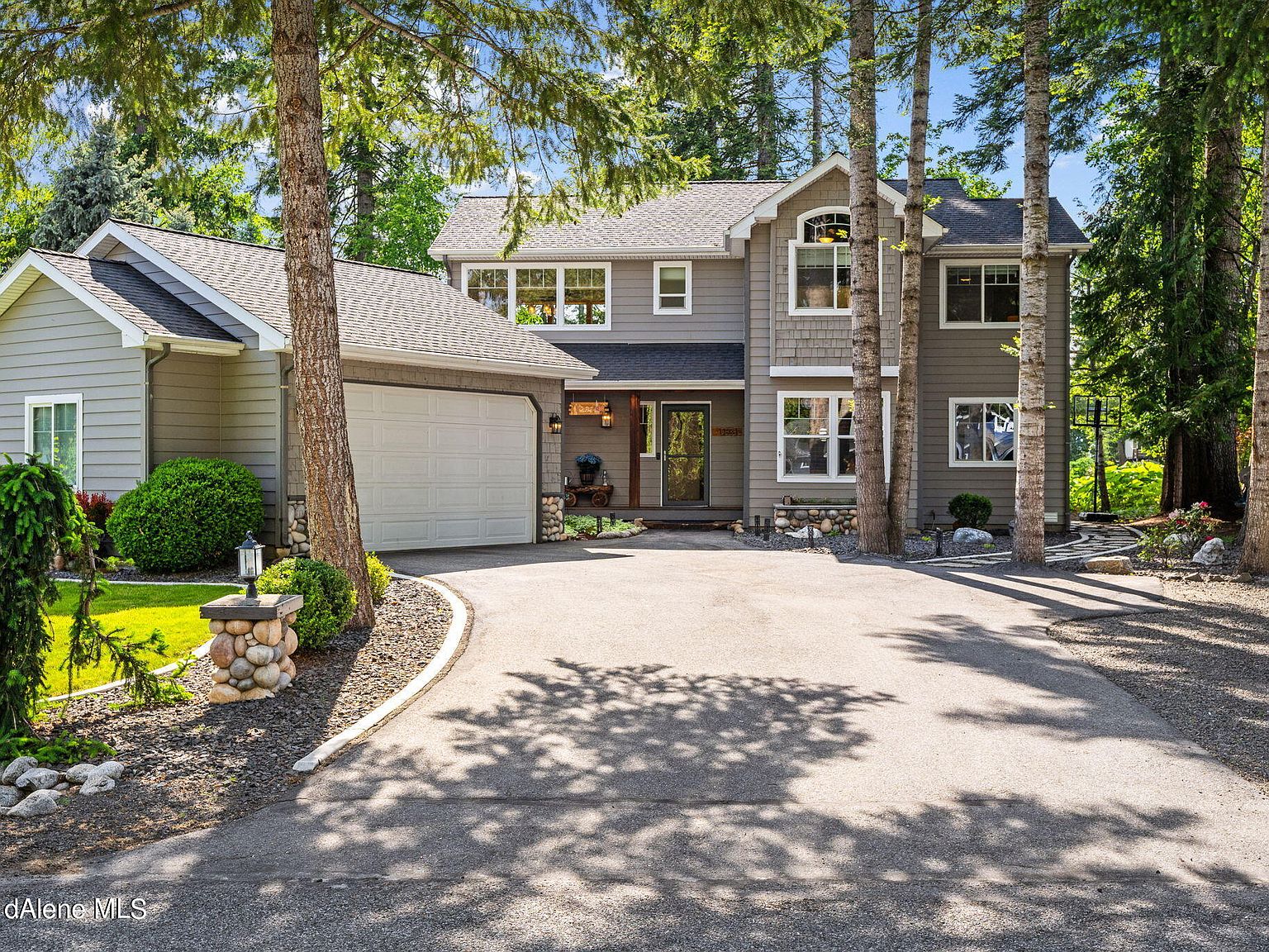 11331 N Trafalgar St