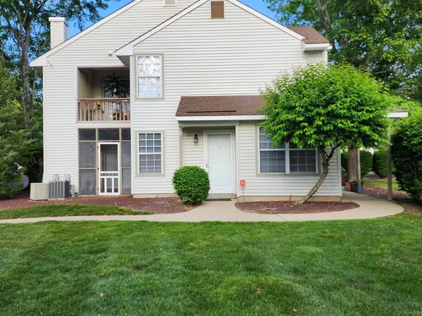 2 Waterview Dr #2, Absecon, NJ 08205