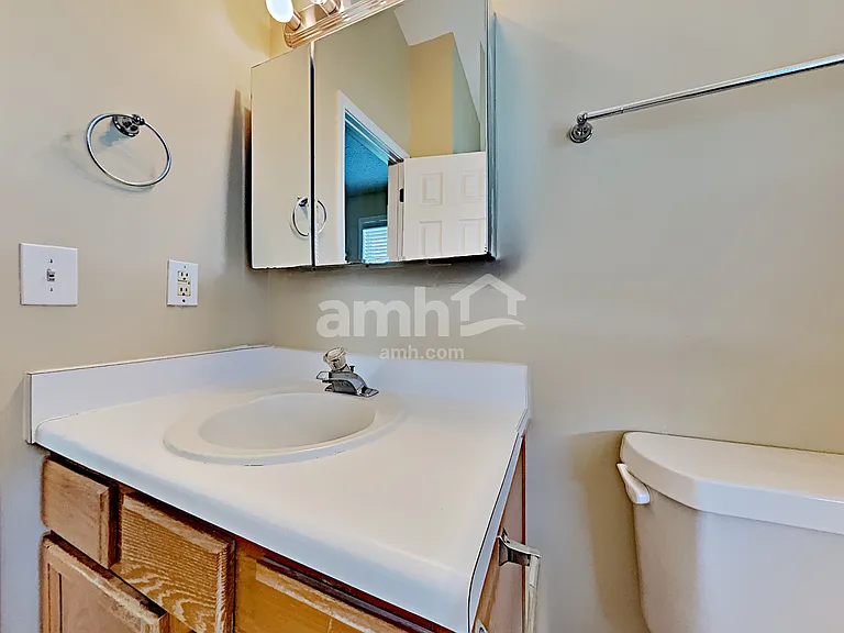 2510 Baysridge Dr NW — Photo 10